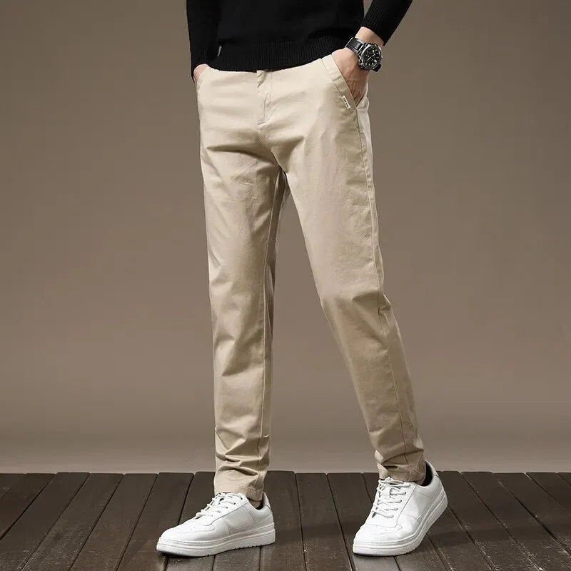 Calça Chino em Sarja Masculina Romenzi RZ553