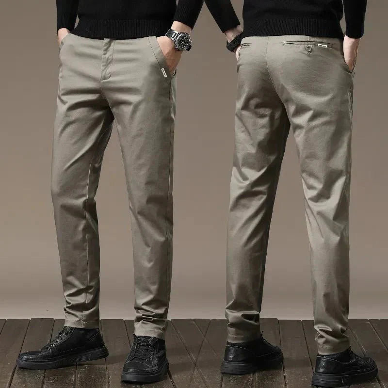 Calça Chino em Sarja Masculina Romenzi RZ553