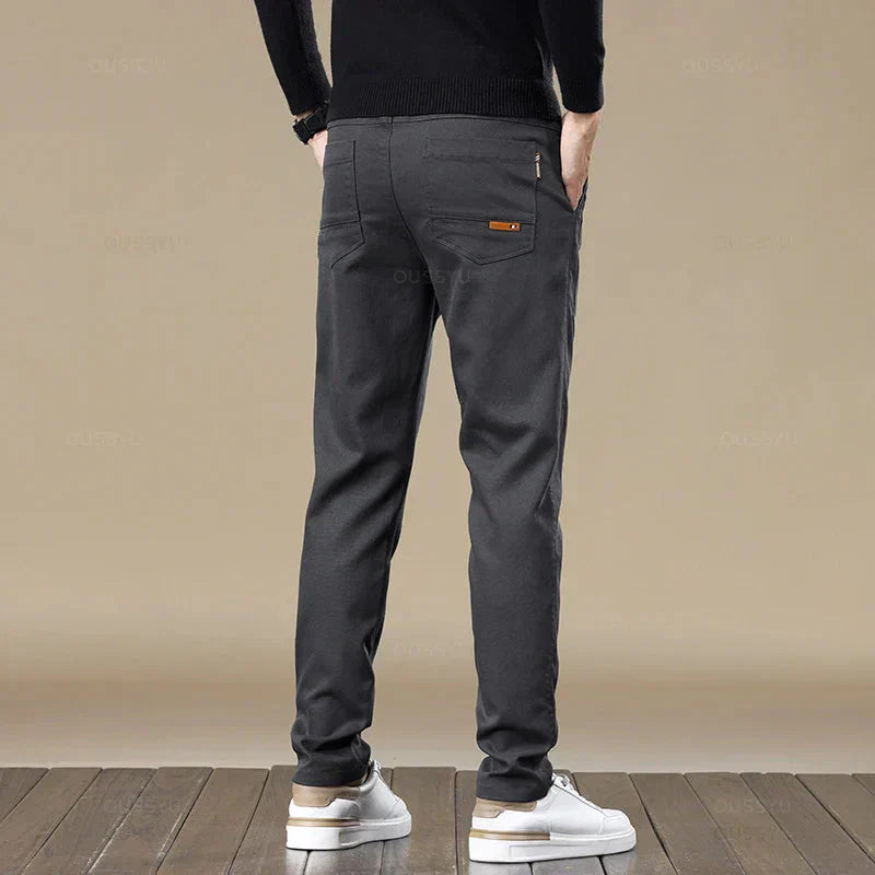 Calça Chino em Sarja Masculina Romenzi RZ556