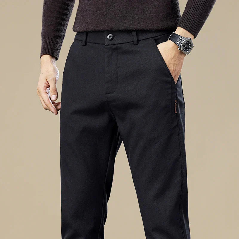 Calça Chino em Sarja Masculina Romenzi RZ556