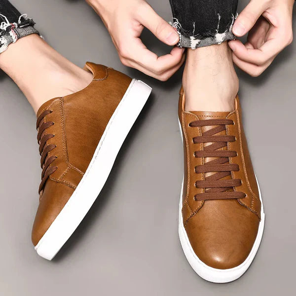 Tênis Masculino em Couro Montclive MT409