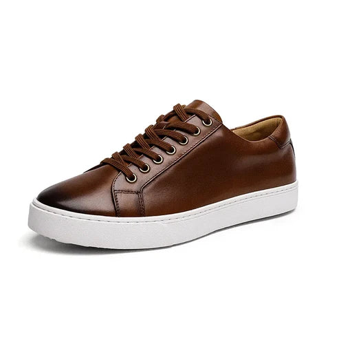 Tênis Masculino em Couro Montclive MT426